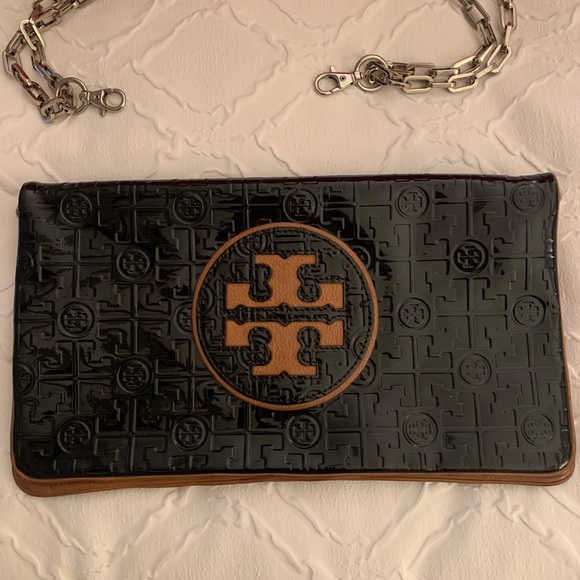 Tory Burch Black Leather Chain Link Bag - Picture 3 of 4